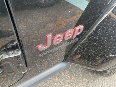 Used 2020 Jeep Wrangler Unlimited Rubicon AWD/4WD image 6