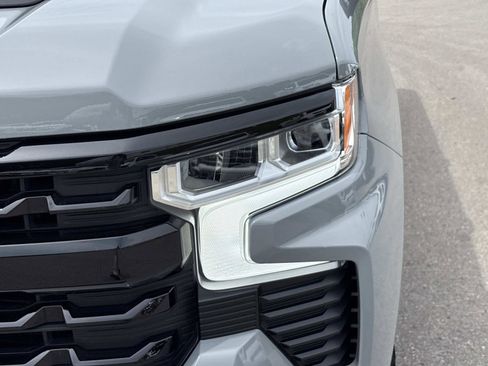 Used 2024 Chevrolet Silverado 1500 LT Trail Boss w/ Convenience Package II AWD/4WD image 12