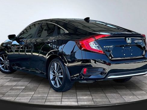 Used 2019 Honda Civic EX image 4