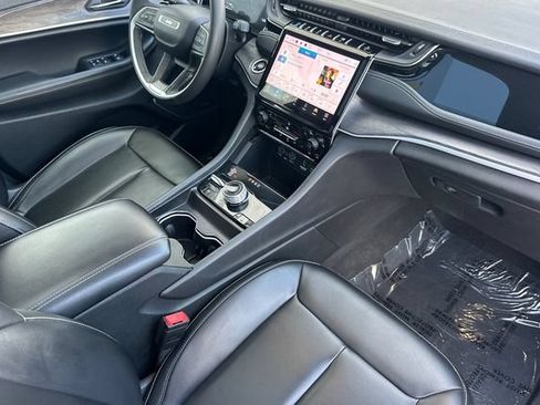 Used 2024 Jeep Grand Cherokee Limited 4xe AWD/4WD image 18