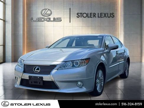 Used 2013 Lexus ES 350 w/ Luxury Pkg FWD image 3