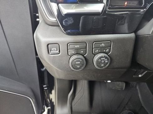 New 2026 Chevrolet Silverado 1500 RST w/ Dark Appearance Package AWD/4WD image 13