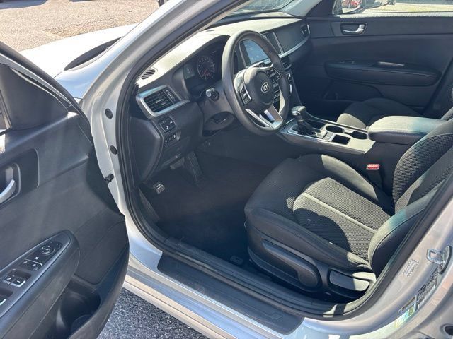Used 2020 Kia Optima LX FWD image 12