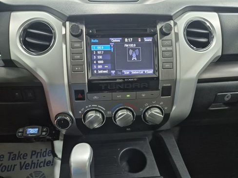 Used 2015 Toyota Tundra SR5 w/ TRD Off Road Package AWD/4WD image 20