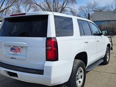 Used 2019 Chevrolet Tahoe 4WD w/ Suspension Package, Off-Road image 6