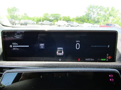 Used 2025 Ford Mustang Mach-E Premium w/ Sport Appearance Package AWD/4WD image 16