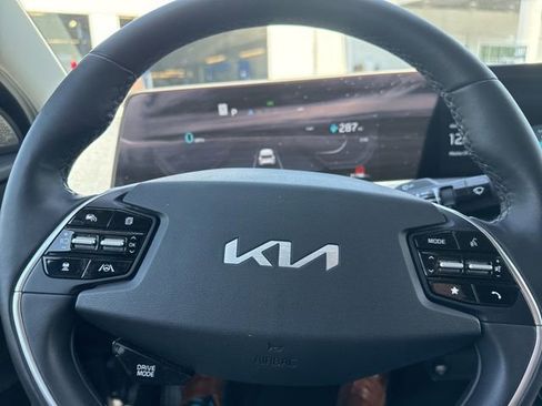 Certified 2023 Kia EV6 Wind w/ Wind Technology Package AWD/4WD image 20