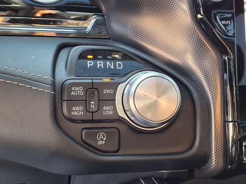 Certified 2025 RAM 1500 Limited AWD/4WD image 9