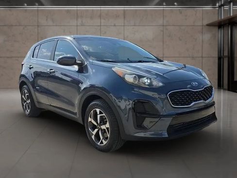 Used 2020 Kia Sportage LX FWD image 3
