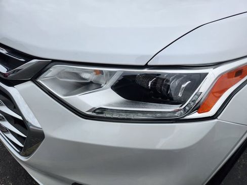 Used 2021 Chevrolet Traverse High Country image 24