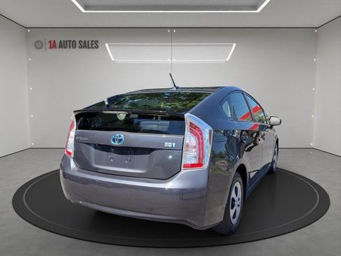 Used 2014 Toyota Prius Three FWD image 5