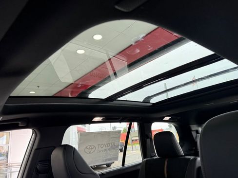 New 2026 Toyota Grand Highlander AWD Hybrid image 20