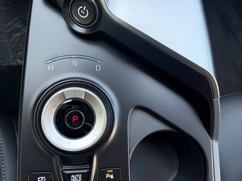 New 2025 Kia EV6 Wind image 18