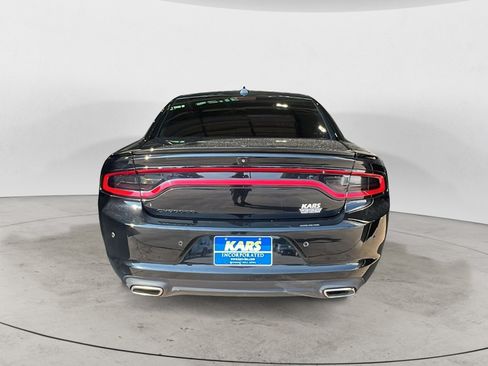Used 2020 Dodge Charger SXT w/ Plus Group RWD image 5