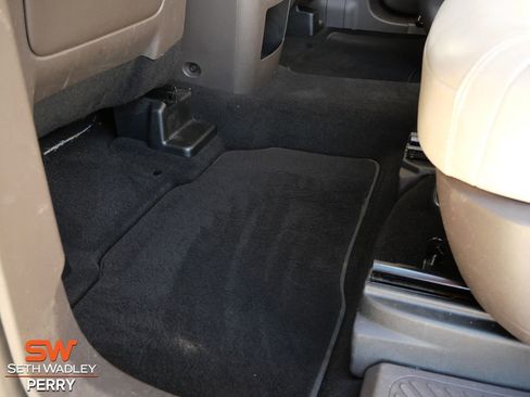 Certified 2020 Ford Explorer Platinum w/ Premium Technology Package image 14