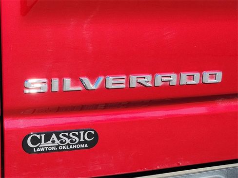 Used 2021 Chevrolet Silverado 1500 RST w/ Z71 Off-Road Package image 11