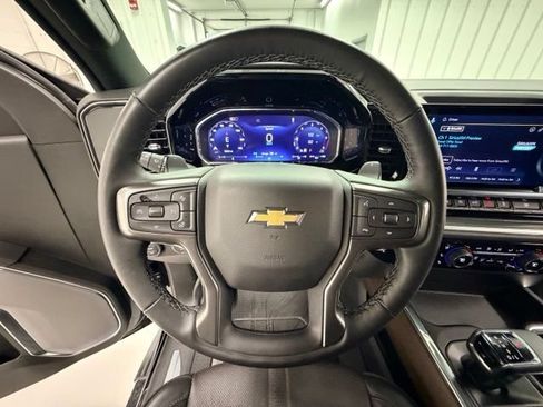 Certified 2026 Chevrolet Silverado 1500 High Country w/ High Country Premium Package AWD/4WD image 11