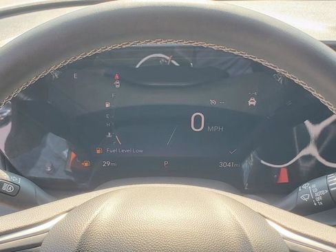 Used 2024 Buick Encore GX Avenir w/ Avenir Technology Package FWD image 18