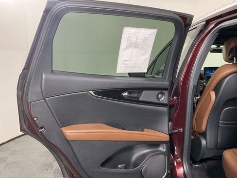 Used 2022 Lincoln Nautilus Reserve w/ Equipment Group 201A image 25