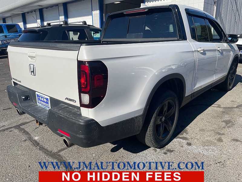 Used 2023 Honda Ridgeline Black Edition image 3