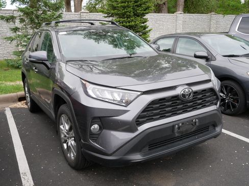 Used 2021 Toyota RAV4 XLE Premium AWD/4WD image 3