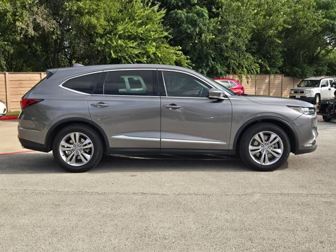 Used 2024 Acura MDX FWD image 2
