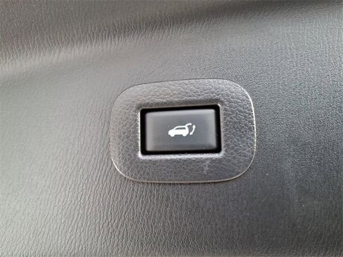 Used 2024 INFINITI QX80 Luxe image 13