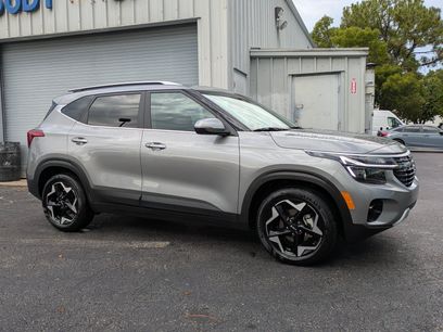 Certified 2025 Kia Seltos EX w/ EX Sunroof Package