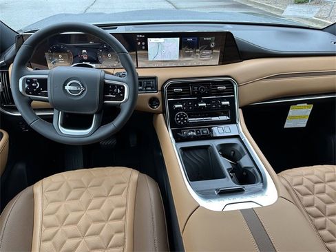 New 2025 Nissan Armada Platinum Reserve image 25