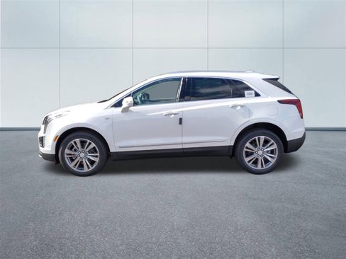 New 2025 Cadillac XT5 Premium Luxury w/ Technology Package image 2