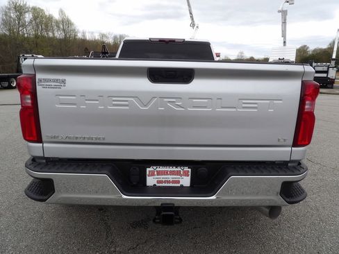 Used 2022 Chevrolet Silverado 3500 LT w/ Convenience Package image 6