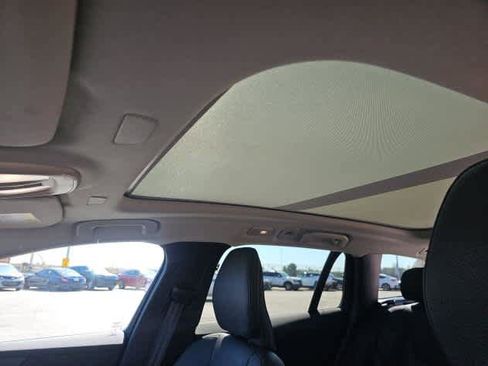 Used 2025 Volvo V60 B5 Cross Country Plus image 8