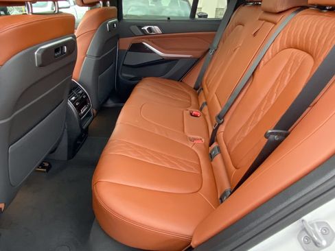 New 2026 BMW X5 xDrive40i w/ M Sport Package AWD/4WD image 38