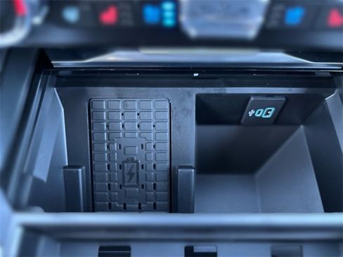 New 2026 Ford F250 Platinum w/ Tremor Off-Road Package image 43