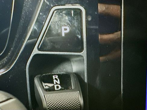 Used 2024 Porsche Macan 4 Electric image 19