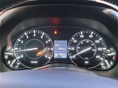 Used 2020 Nissan Armada Platinum image 24