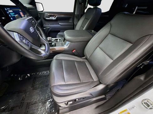 Used 2023 Chevrolet Silverado 1500 LT Trail Boss w/ LT Trail Boss Premium Package AWD/4WD image 15