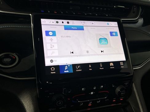 Used 2023 Jeep Grand Cherokee Trailhawk w/ Advanced Protech Group II image 20