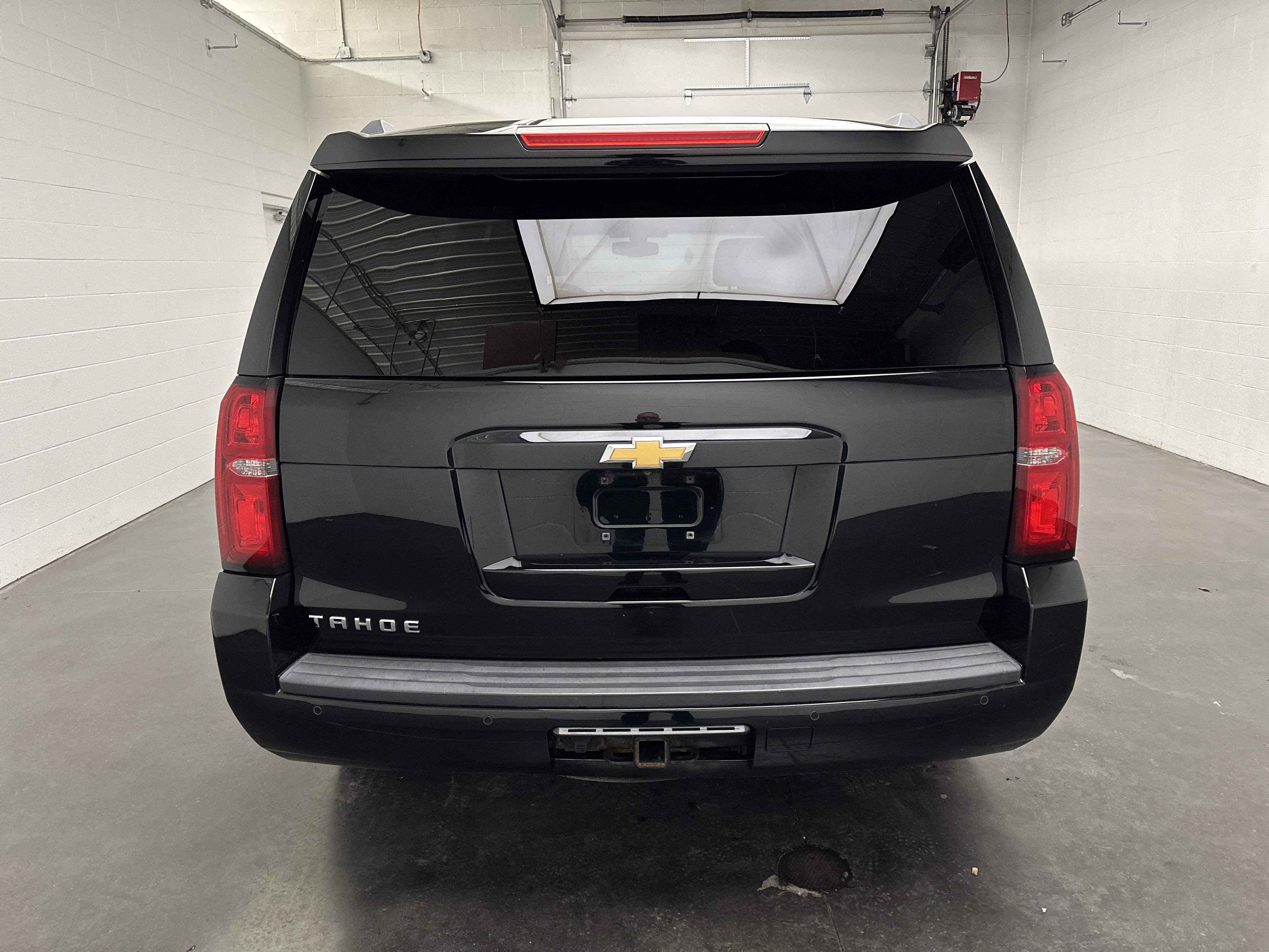 Used 2018 Chevrolet Tahoe LS w/ All-Season Package AWD/4WD image 7