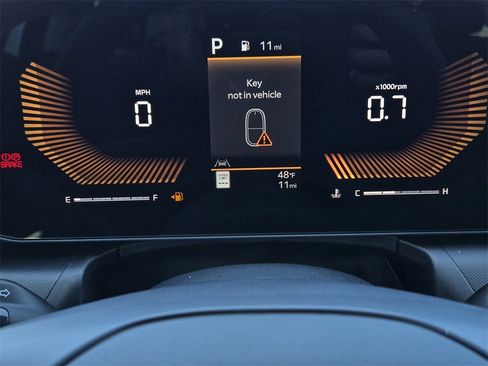 New 2025 Kia K4 LXS image 11