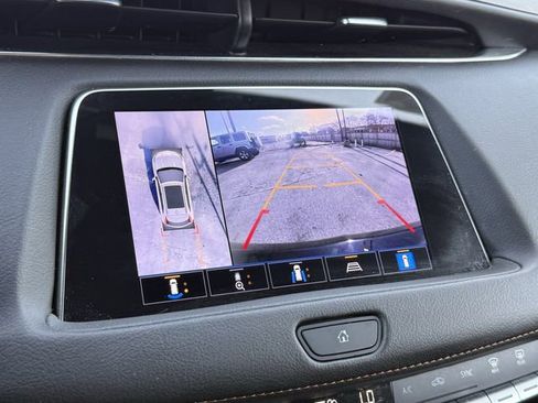 Used 2023 Cadillac XT4 Sport w/ Enhanced Visibility Package image 22