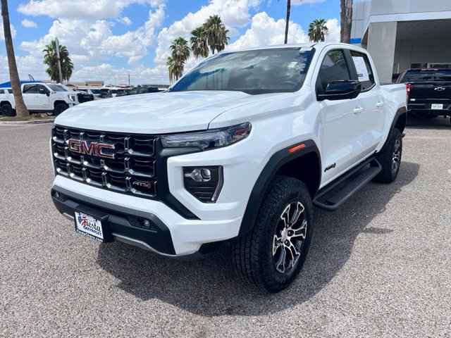 Used 2024 GMC Canyon AT4 w/ LPO, Off Road Lift Package AWD/4WD image 3