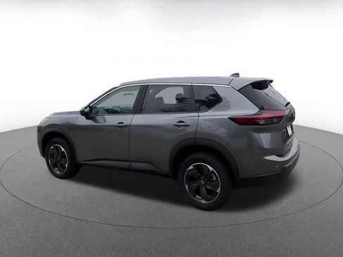 Used 2025 Nissan Rogue SV AWD/4WD image 10