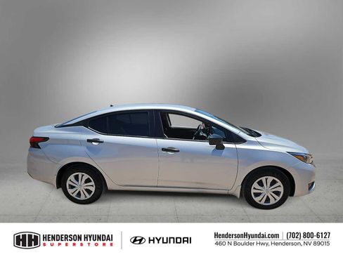 Used 2025 Nissan Versa S w/ Trunk Package FWD image 9