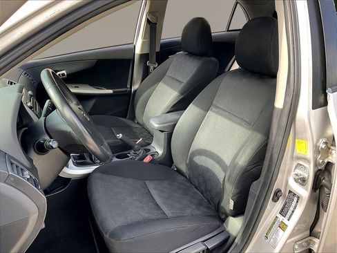 Used 2010 Toyota Corolla S FWD image 17