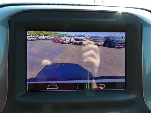 Used 2025 Chevrolet Silverado 2500 Custom w/ Custom Value Package image 31