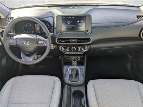 Used 2023 Hyundai Kona SEL image 17