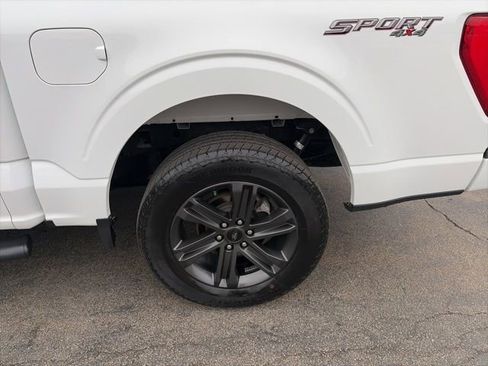 Used 2023 Ford F150 Lariat w/ Equipment Group 502A High AWD/4WD image 5