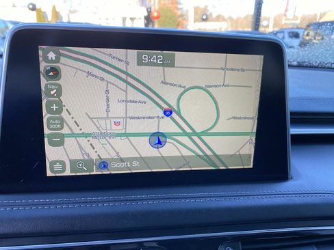 Used 2021 Genesis G70 2.0T w/ Elite Package image 12