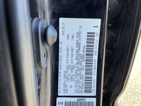 Used 2019 Toyota Tacoma TRD Sport w/ TRD Premium Sport Package image 35